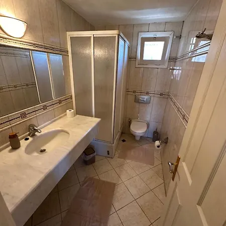 Karakan Villa Kusadasi